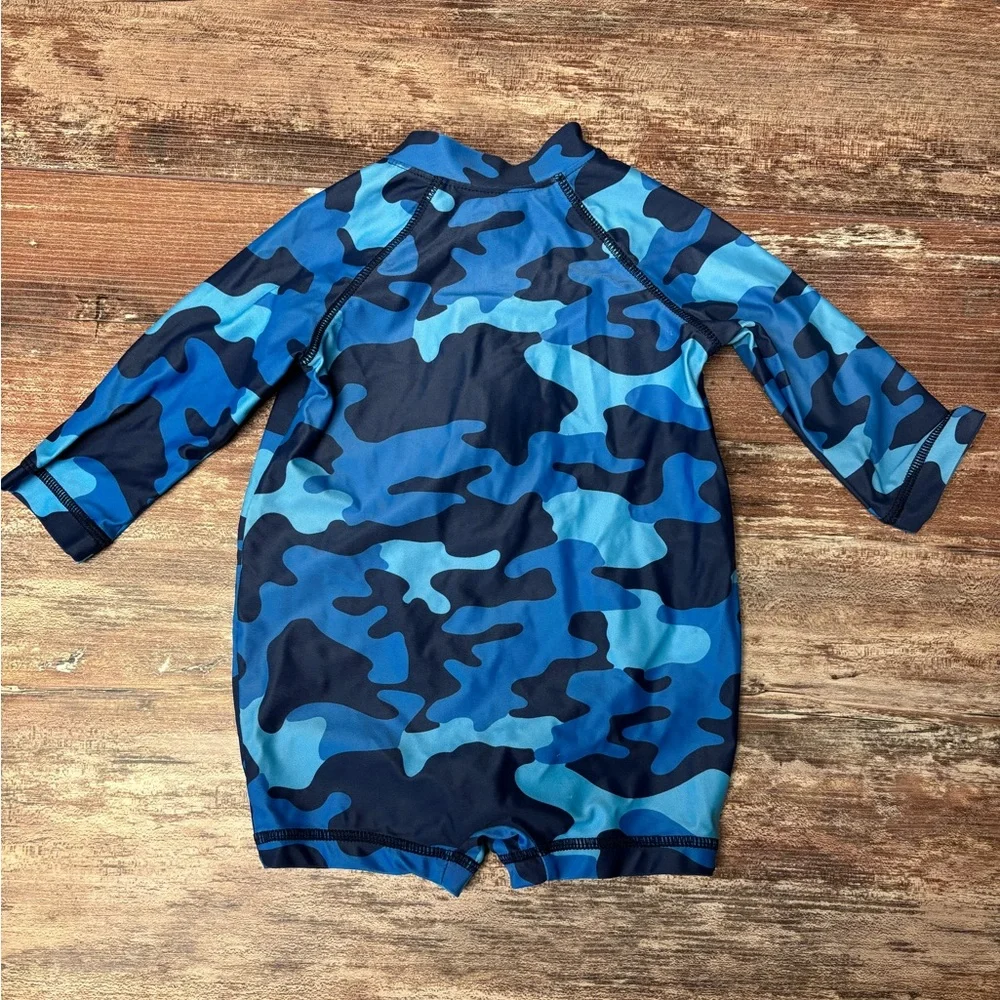 Primary | One-Piece Zipper Rash Guard Blue Camo, 3-6 Months - Picture 5 of 6